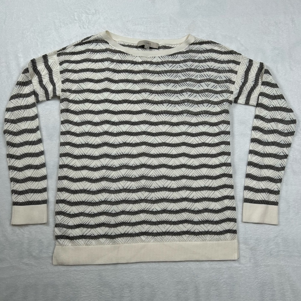 Ann Taylor Loft Chevron Open Knit Sweater Women’s Small Grey Cream